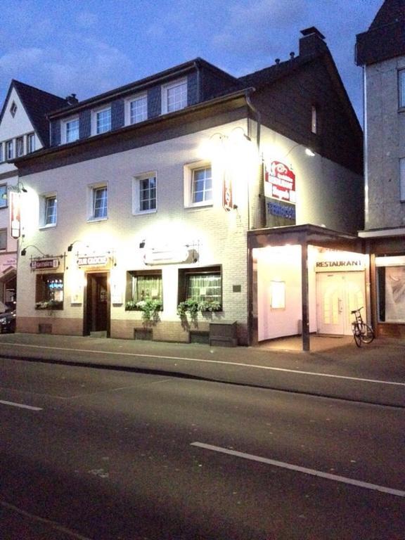 Hotel Restaurant Zagreb Köln Dış mekan fotoğraf